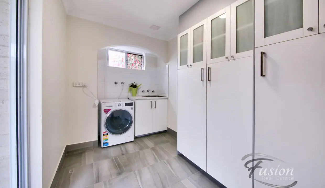 uploads1620022924122-xixnsjvo7i-378866598ae2174d4f6c842a3f7dd39816