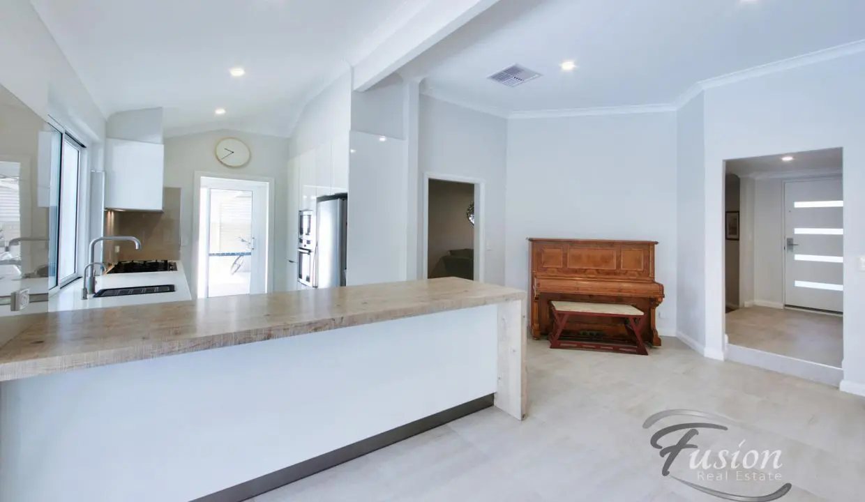 uploads1632139745117-2b5kjc1bpnl-cd8bca6d1154fc3417e5a28eba33406307