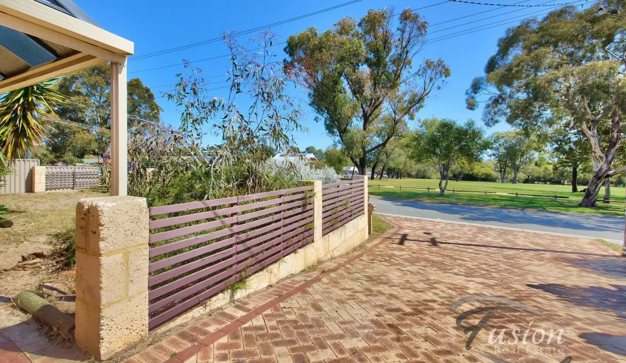 uploads1632192379317-vgsct136v0k-b20ba99f9986813a2437e34173d1bd2f93-Wharoonga-Way-Greenwood-4