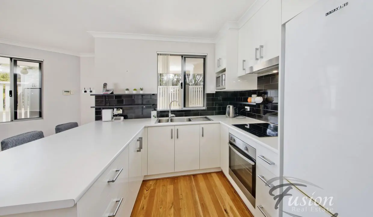 uploads1633141340437-dxdfeyjry0m-073017f7474e584c92767d0543443e4f92A-Ardleigh-Crescent-Hamersley-5