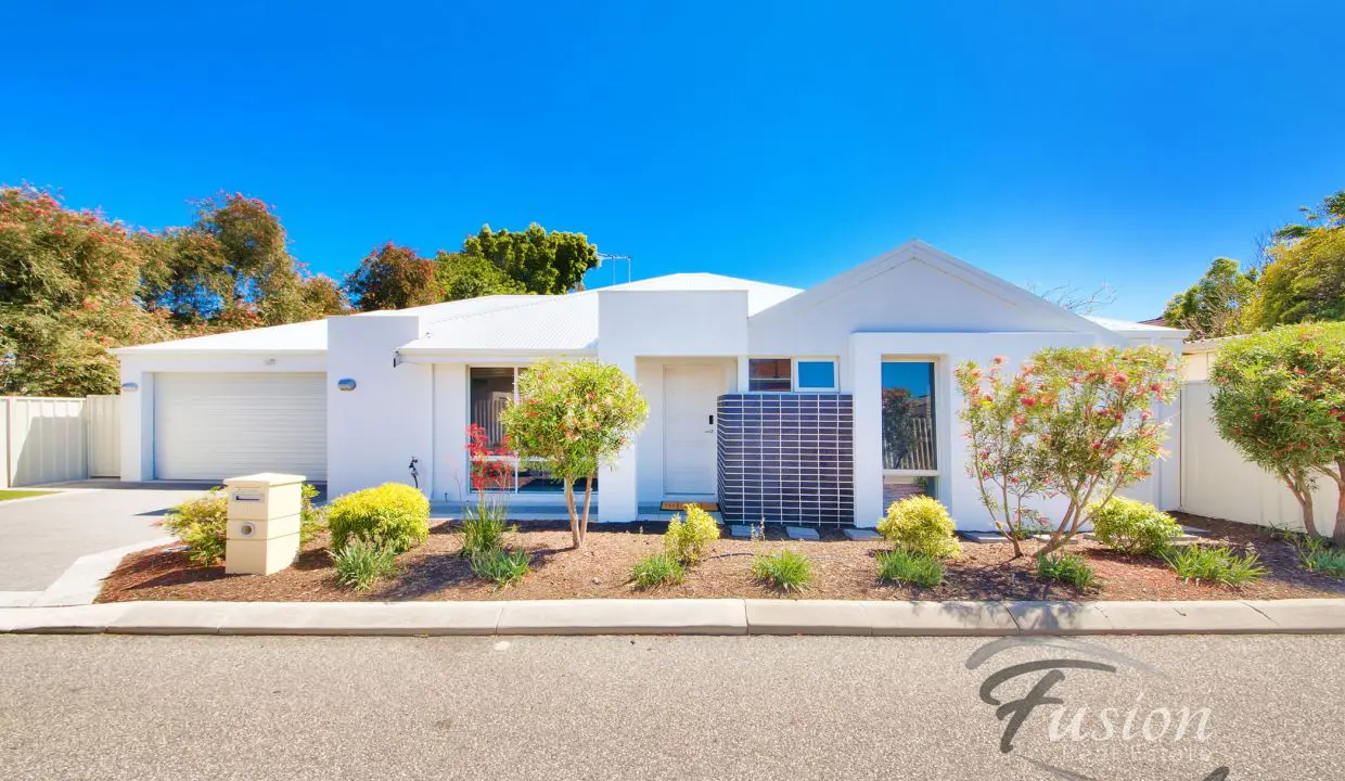 uploads1636081910717-t55dn392di-e5ad6cd873cb979e1576a8406c89c53b9-Brodie-Lane-Scarborough-1