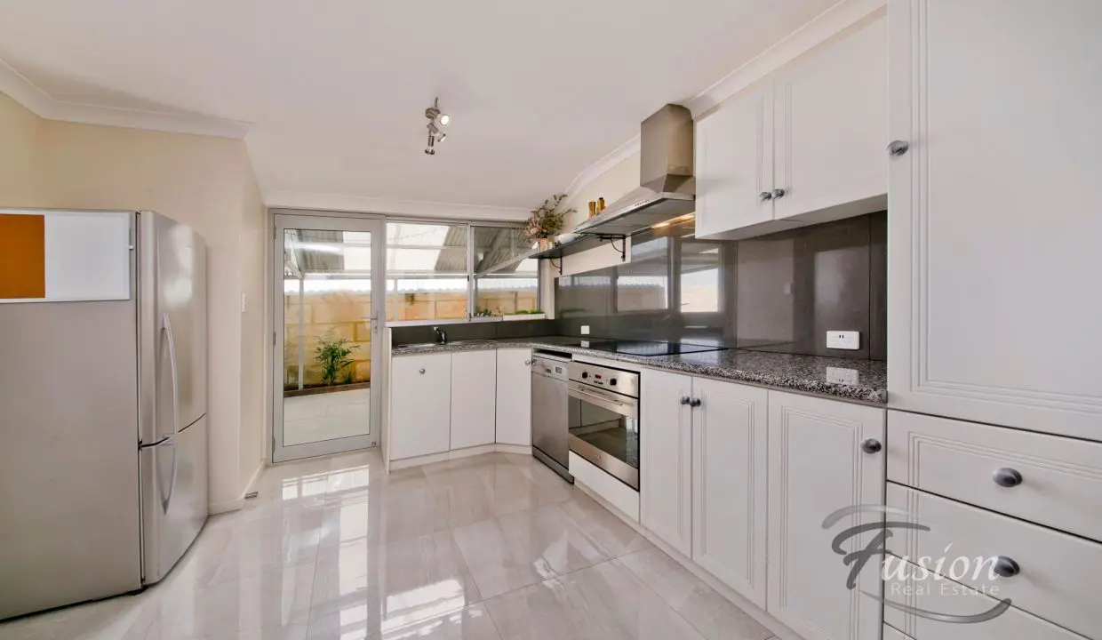 uploads1637565557637-0lemb0tgqwbd-1deec4443a73cdb4b154b75a57de0c54EDDY131-11