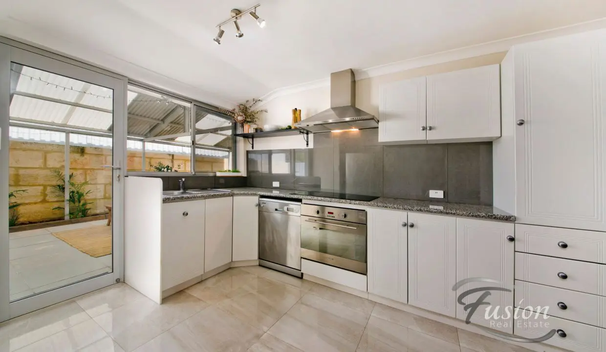 uploads1637565557639-7n3ccu1eixn-1deec4443a73cdb4b154b75a57de0c54EDDY131-12