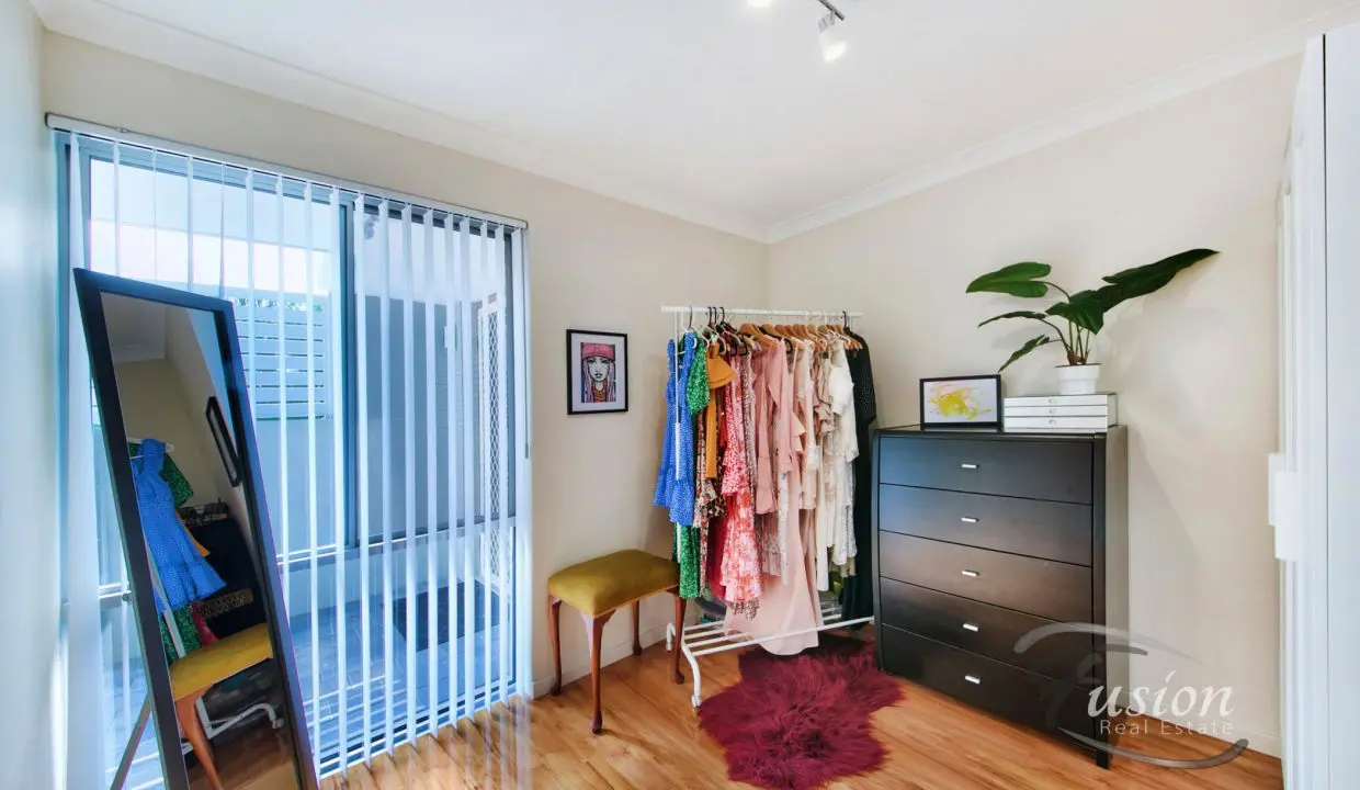 uploads1637565557652-0pvwdhdbppxl-1deec4443a73cdb4b154b75a57de0c54EDDY131-17