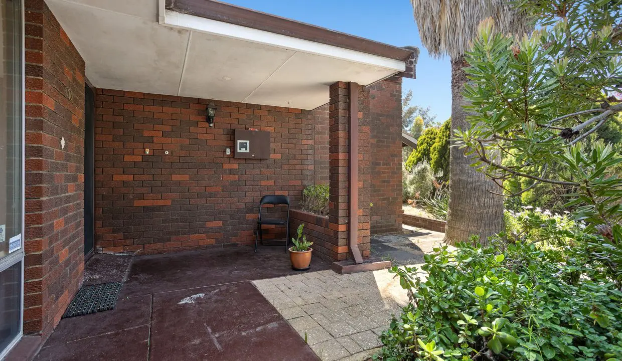 uploads1637741159683-har61gepka-4d6fd698756cee4c2df8d3a259a93e14FusionRE_176-Warwick-Rd-2