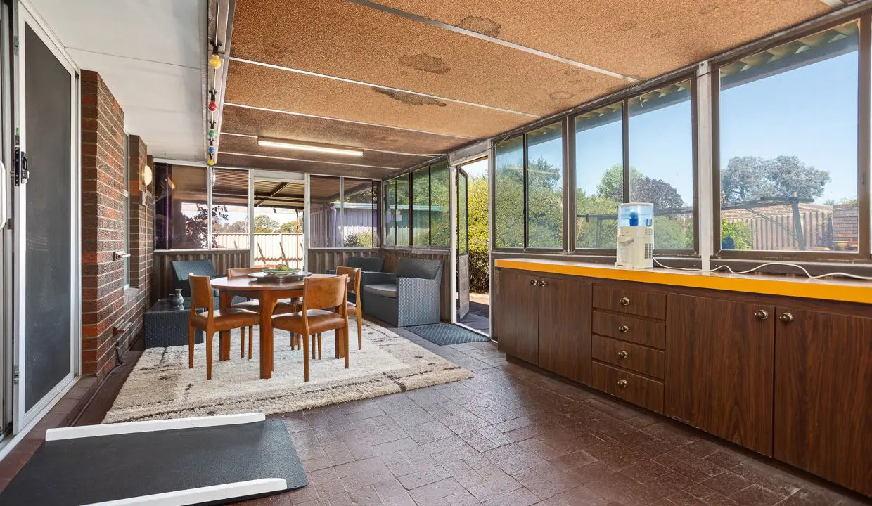 uploads1637741159705-srdpb2fyacf-4d6fd698756cee4c2df8d3a259a93e14FusionRE_176-Warwick-Rd-13