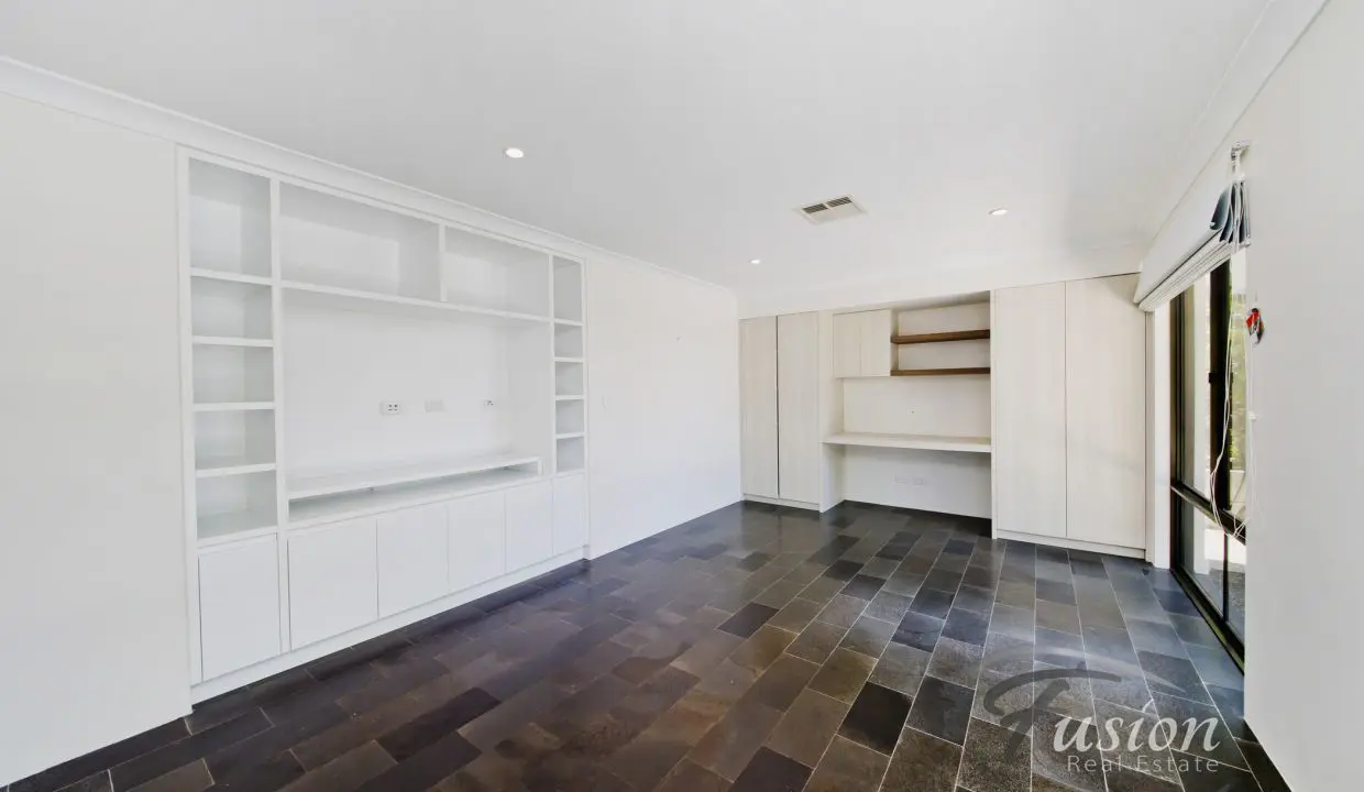 uploads1641268692879-poj8pckdyjm-76ca716aad465a97dec854e69edd3b48FusionRE_18-Madana-Place-Craigie-4