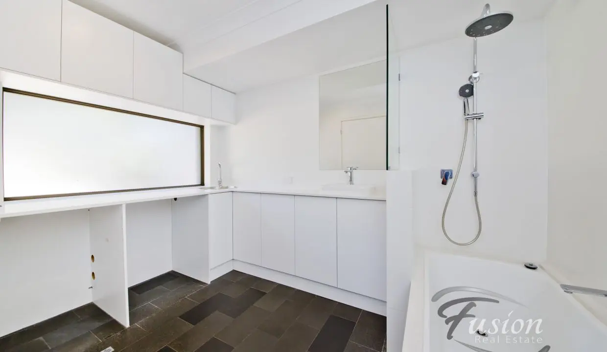 uploads1641268692889-hl4j69rpkqh-76ca716aad465a97dec854e69edd3b48FusionRE_18-Madana-Place-Craigie-9