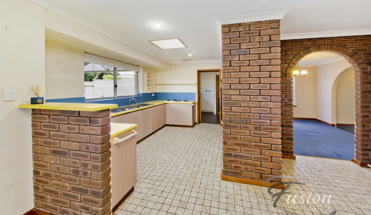 uploads1644974867677-p9dlrq8sbc9-9da9e66832583fb1006ba041767d358710-Brandon-Crt-Duncraig-01-7