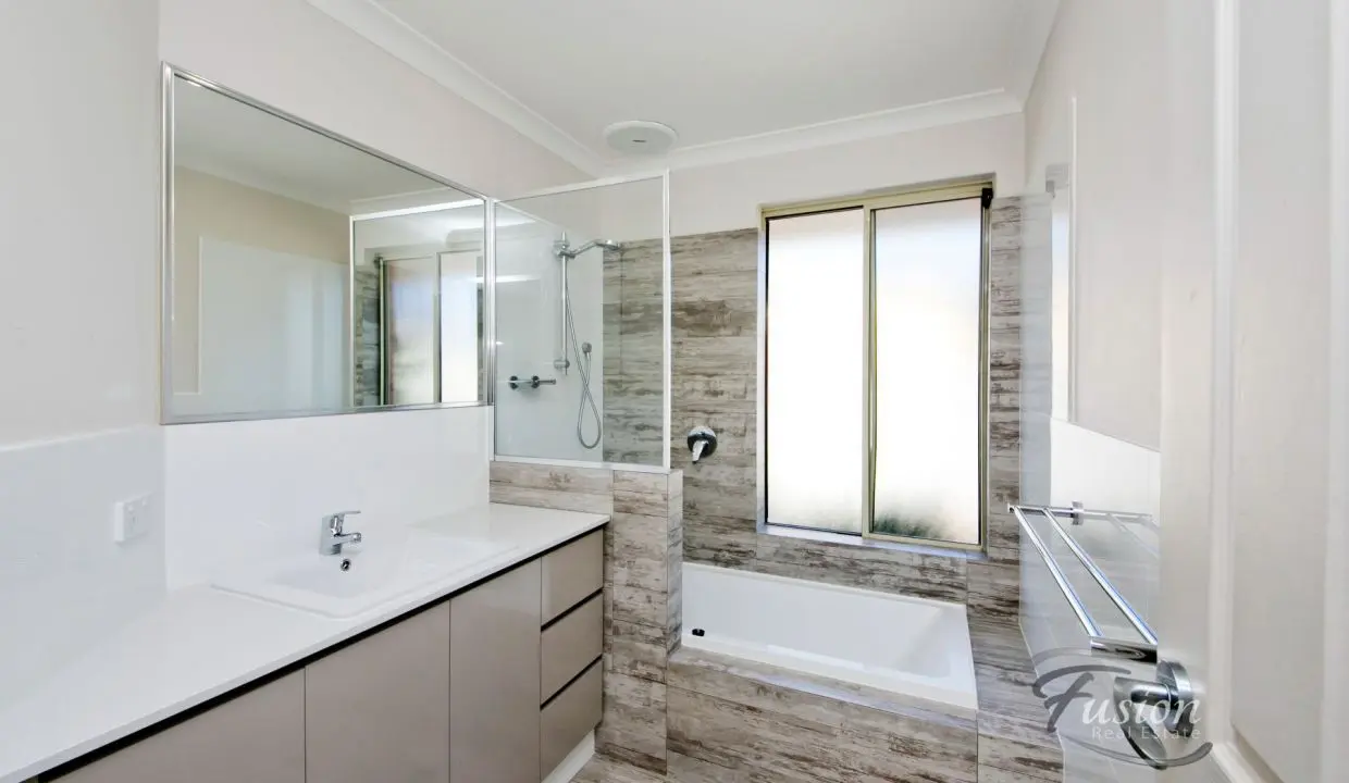 uploads1652843240490-whphq8lvsn-216b0ba0c9803f544aab7132f304f5e4FusionRE-22b-Pingrup-Lane-Scarborough-11