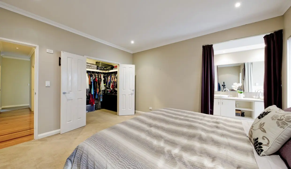 uploads1659416987644-1ryxgci4amb-2d7c6575217540a7e02395dab21e092810A-Poimena-St-Kingsley-21