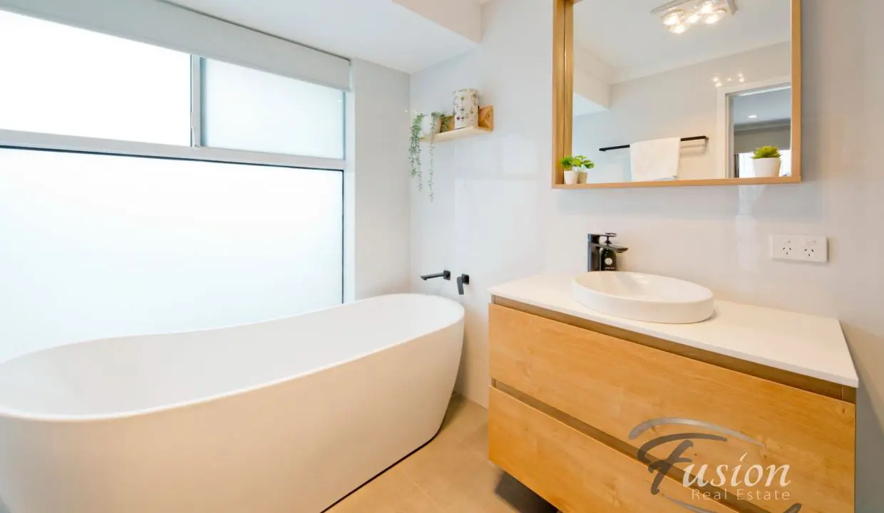 uploads1670391991499-qj59kbpk1u-9c2004c024069ba57f777ee49c50c771FusionRE-8-Maybud-11