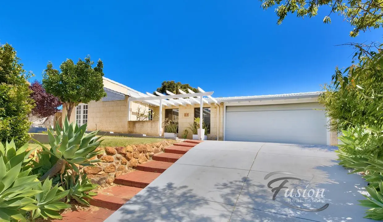 uploads1674022589329-lvbw4uzpzan-8d04e889fff091975e51e1fac5823df7Fusion-Real-Estate-7-Quilter-Drive-Duncraig-1