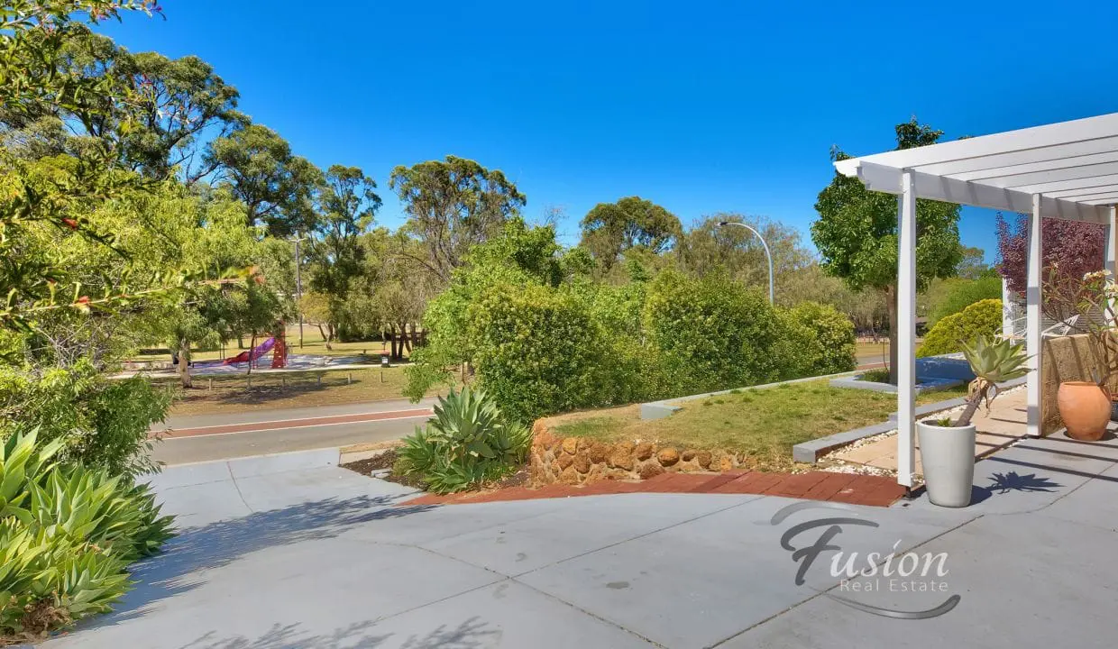 uploads1674022589332-thiz9x62p5c-8d04e889fff091975e51e1fac5823df7Fusion-Real-Estate-7-Quilter-Drive-Duncraig-3