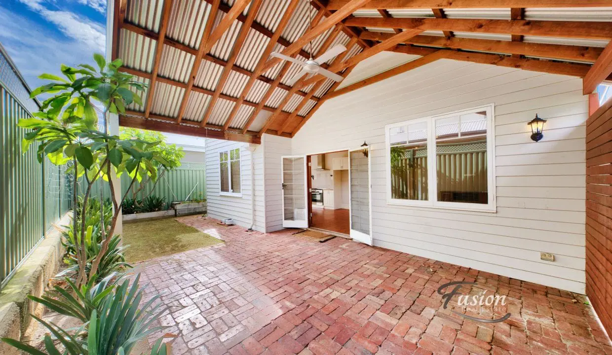 uploads1683787305142-bcd7w17gu58-269582511eb65e33fdde9ae3da094733Fusion-Real-Estate_33-Stuart-Street-Maylands-21