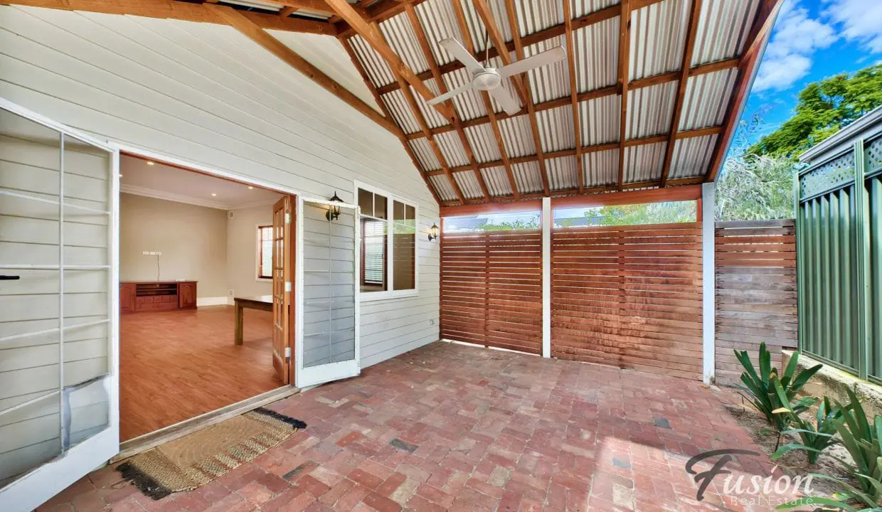 uploads1683787305143-crvu3l33p9w-269582511eb65e33fdde9ae3da094733Fusion-Real-Estate_33-Stuart-Street-Maylands-22