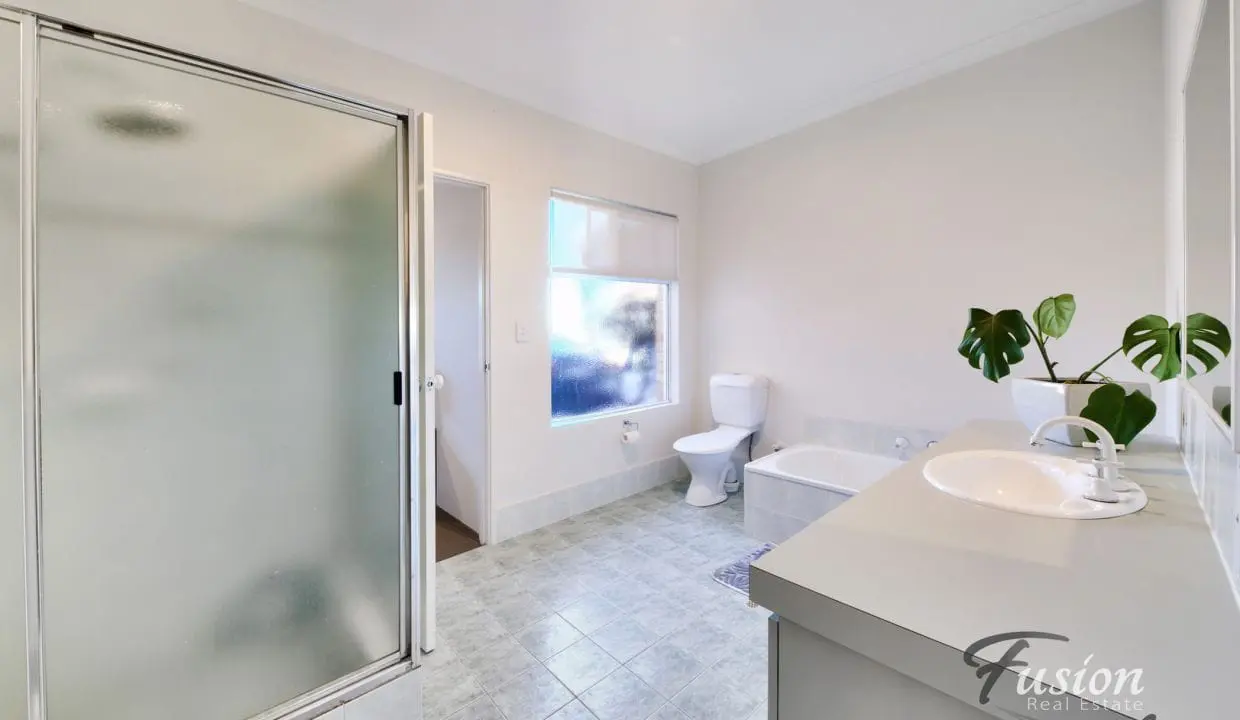 uploads1684389693799-qpl6074yy8h-b0ccae3b8f67632a477177470721f80b2-69-Stanley-st-Scarborough-042