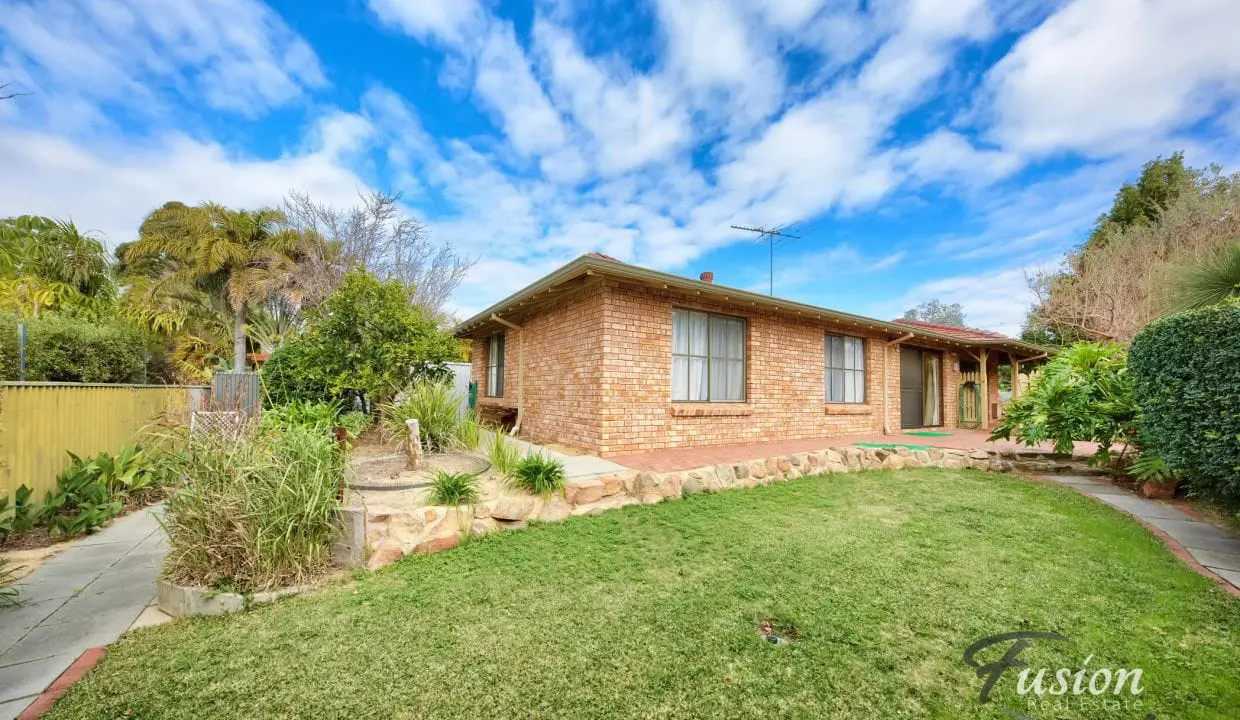 uploads1689735149449-lhu1yhvh3m-85e3e539f67fa4d36e39f27eb7d1da41Fusion-Real-Estate-10-Bernard-Manning-Drive-Duncraig-18