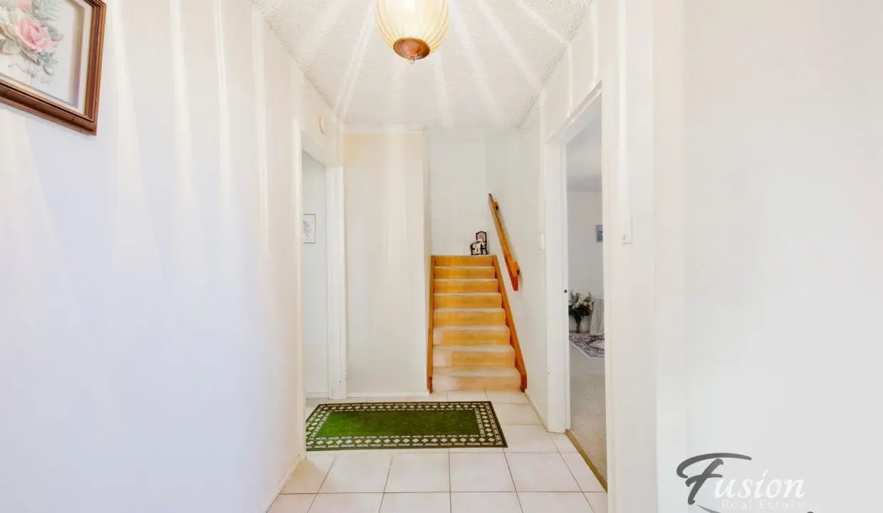 uploads1691388371796-2n1diylwk4v-9b9dd500a082e72bdb2270f6c9cbbb002.Entrance