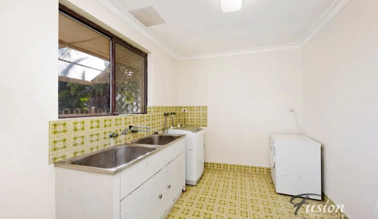 uploads1691388371837-14rr091qegh-9b9dd500a082e72bdb2270f6c9cbbb0030.-Laundry